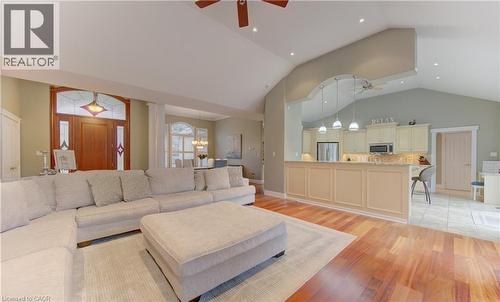 118 Old Mill Road, Cambridge, ON - Indoor Photo Showing Living Room