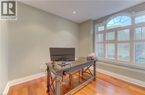 Currently being used as an office. - 118 Old Mill Road, Cambridge, ON - Indoor Photo Showing Office