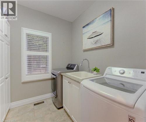 118 Old Mill Road, Cambridge, ON - Indoor Photo Showing Laundry Room