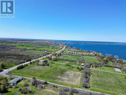 84 Grays Lane, Prince Edward County (Athol Ward), ON 