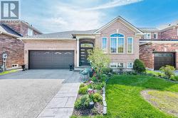 2368 FOXHOLE CIRCLE Oakville, ON L6M 4X4