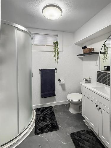 109 Noonan Drive, Brandon, MB - Indoor Photo Showing Bathroom