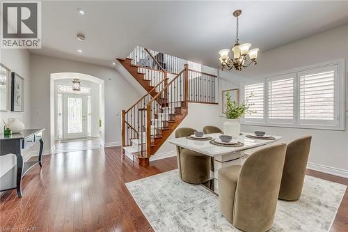 4208 Fuller Crescent, Burlington, ON - Indoor Photo Showing Dining Room