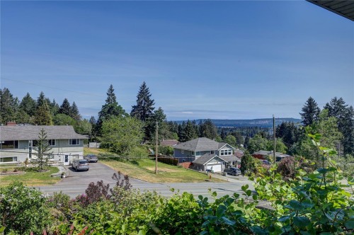 1692 Centennary Dr, Nanaimo, BC 