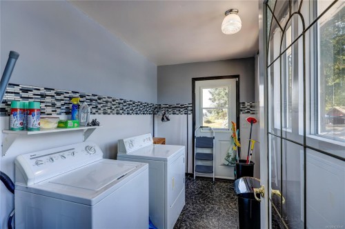 1692 Centennary Dr, Nanaimo, BC 