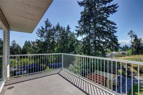 1692 Centennary Dr, Nanaimo, BC 