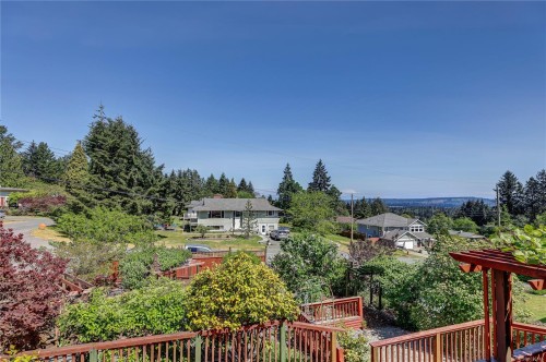 1692 Centennary Dr, Nanaimo, BC 