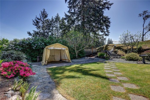 1692 Centennary Dr, Nanaimo, BC 