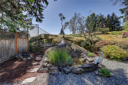 1692 Centennary Dr, Nanaimo, BC 