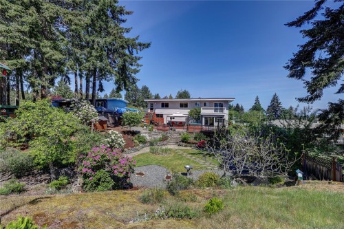 1692 Centennary Dr, Nanaimo, BC 