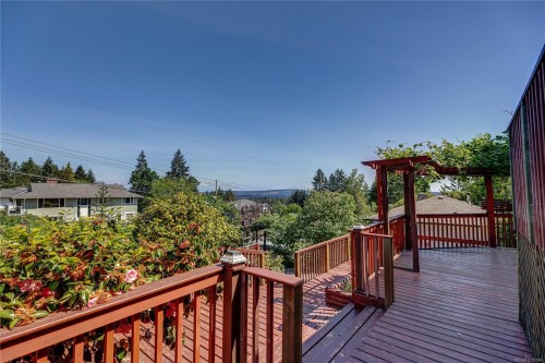 1692 Centennary Dr, Nanaimo, BC 