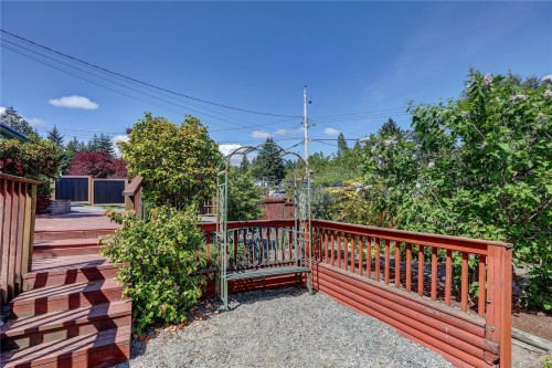 1692 Centennary Dr, Nanaimo, BC 
