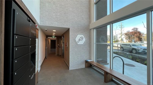 #404-1301 Hillside Ave, Victoria, BC -  Photo Showing Other Room