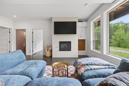 2279/2281 Clark Rd, Courtenay, BC 