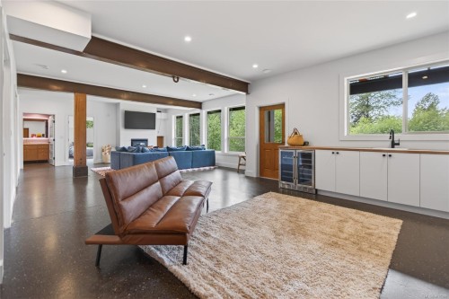 2279/2281 Clark Rd, Courtenay, BC 