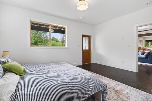 2279/2281 Clark Rd, Courtenay, BC 
