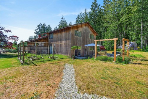 2279/2281 Clark Rd, Courtenay, BC 