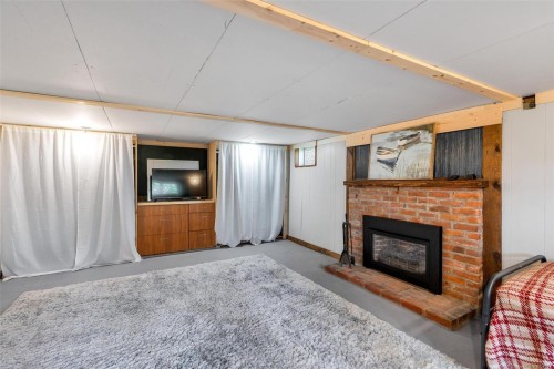3580 Doncaster Dr, Saanich, BC 