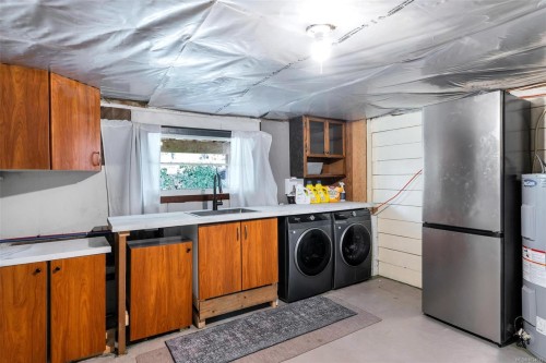 3580 Doncaster Dr, Saanich, BC 