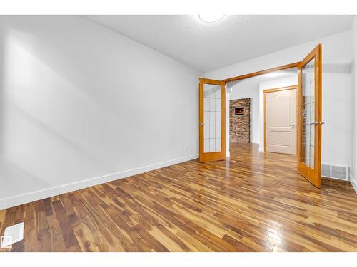 10621 175A Av Nw, Edmonton, AB - Indoor Photo Showing Other Room