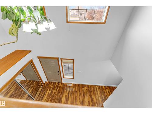 10621 175A Av Nw, Edmonton, AB - Indoor Photo Showing Other Room