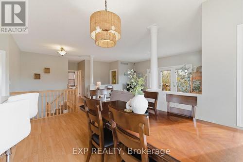 89 Andrews Drive, Mapleton, ON - Indoor Photo Showing Dining Room