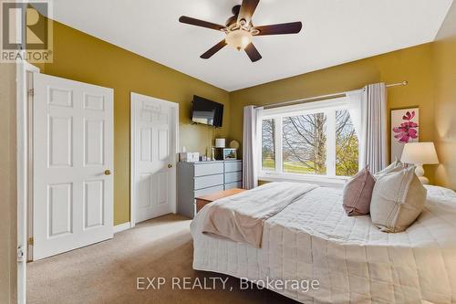 89 Andrews Drive, Mapleton, ON - Indoor Photo Showing Bedroom