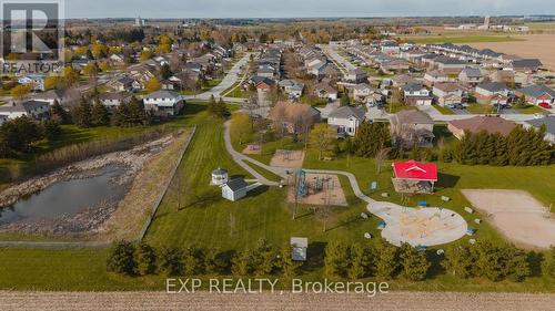 89 Andrews Drive, Mapleton, ON - Outdoor With View