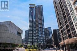 2912 - 70 QUEENS WHARF ROAD Toronto, ON M5V 0J2