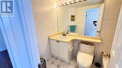 2nd WR - 2012 - 101 Subway Crescent, Toronto, ON - Indoor Photo Showing Bathroom