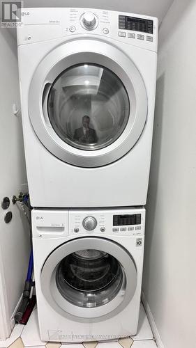 Laundry - 2012 - 101 Subway Crescent, Toronto, ON - Indoor Photo Showing Laundry Room