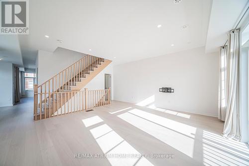 1 Sissons Way, Markham, ON 