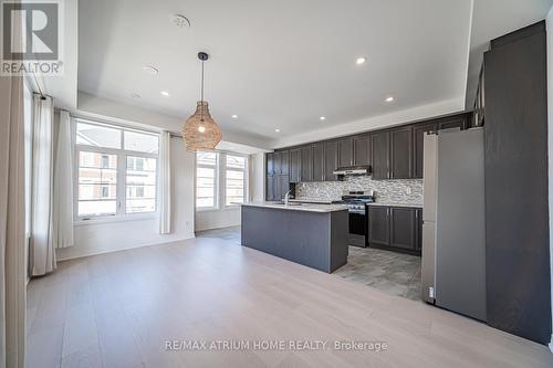 1 Sissons Way, Markham, ON 