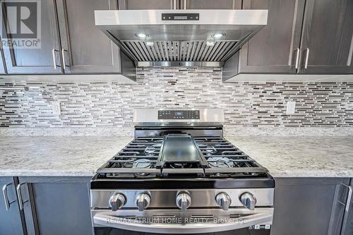 1 Sissons Way, Markham, ON 