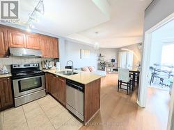 601 - 8 MAISON PARC COURT Vaughan, ON L4J 9K5