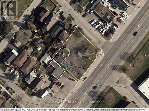 845 Lakeshore Road E, Mississauga, ON 