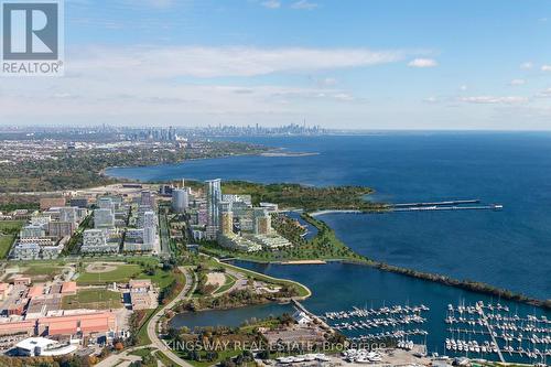 845 Lakeshore Road E, Mississauga, ON 
