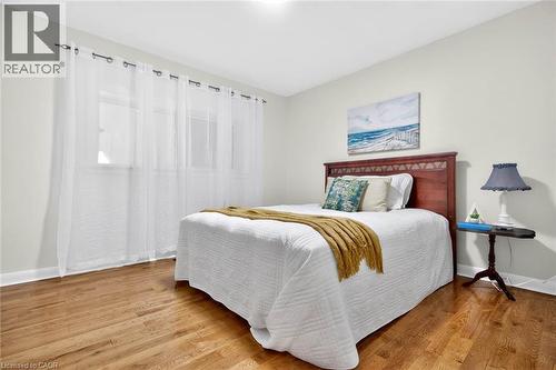 874 Francis Road, Burlington, ON - Indoor Photo Showing Bedroom
