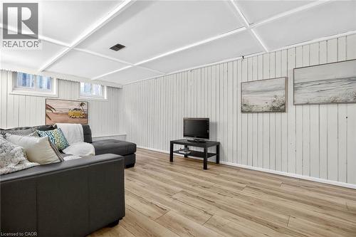 874 Francis Road, Burlington, ON - Indoor
