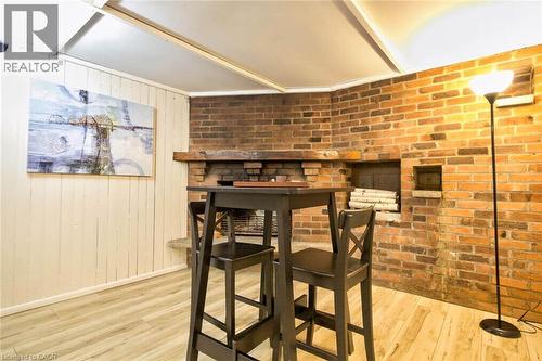 874 Francis Road, Burlington, ON - Indoor