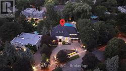19 FIFESHIRE ROAD Toronto, ON M2L 2G4