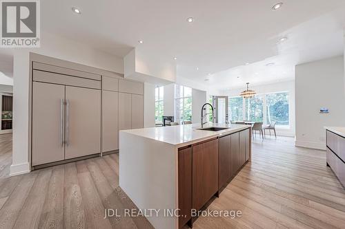19 Fifeshire Road, Toronto, ON 