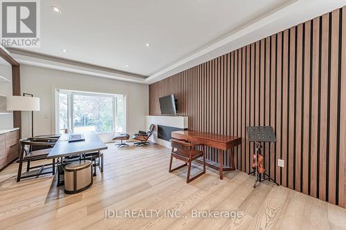 19 Fifeshire Road, Toronto, ON 