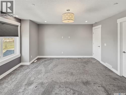 637 Douglas Drive, Swift Current, SK - Indoor Photo Showing Other Room