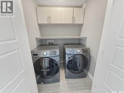 637 Douglas Drive, Swift Current, SK - Indoor Photo Showing Laundry Room