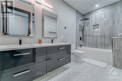 224 Roger Road, Ottawa, ON - Indoor Photo Showing Bathroom