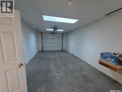 3918 Centennial Drive, Saskatoon, SK - Indoor Photo Showing Garage