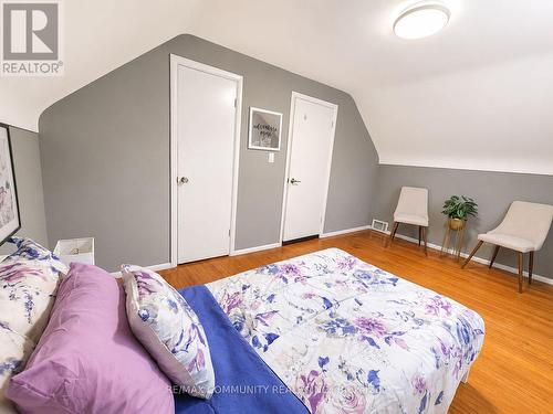 386 Whitney Avenue, Hamilton, ON - Indoor Photo Showing Bedroom