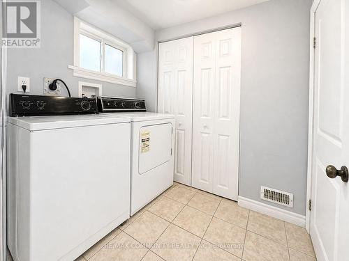 386 Whitney Avenue, Hamilton, ON - Indoor Photo Showing Laundry Room