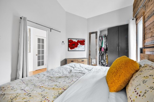 Chambre à coucher principale - 1960 Rue Du Skieur, Sainte-Adèle, QC - Indoor Photo Showing Bedroom